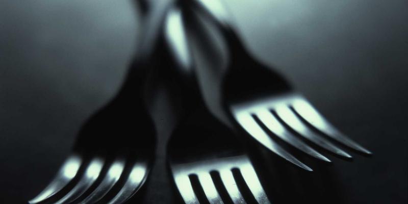 无锡模具企业数字化转型实战：从天翔模具看ERP到MES系统的实施路径与核心效益