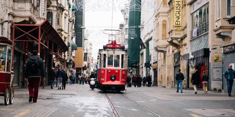 无锡模具设计与制造：如何运用DFM原则提升CNC加工效率与精密加工质量